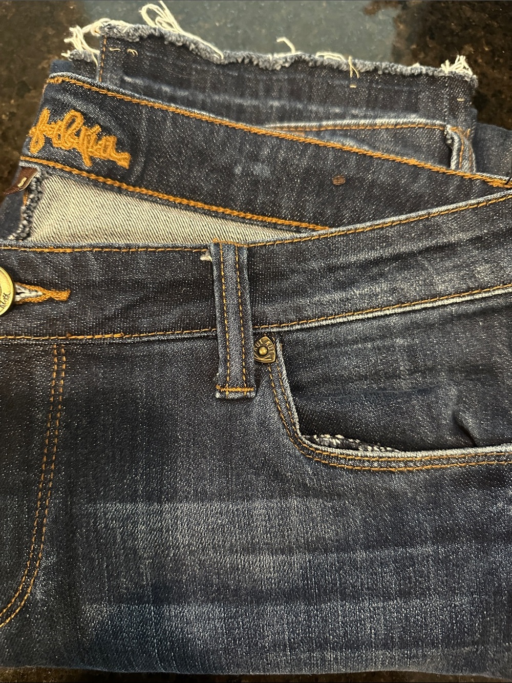 Kut from the Kloth Women's Straight Leg Dark Blue Jeans with Contrast Stitching